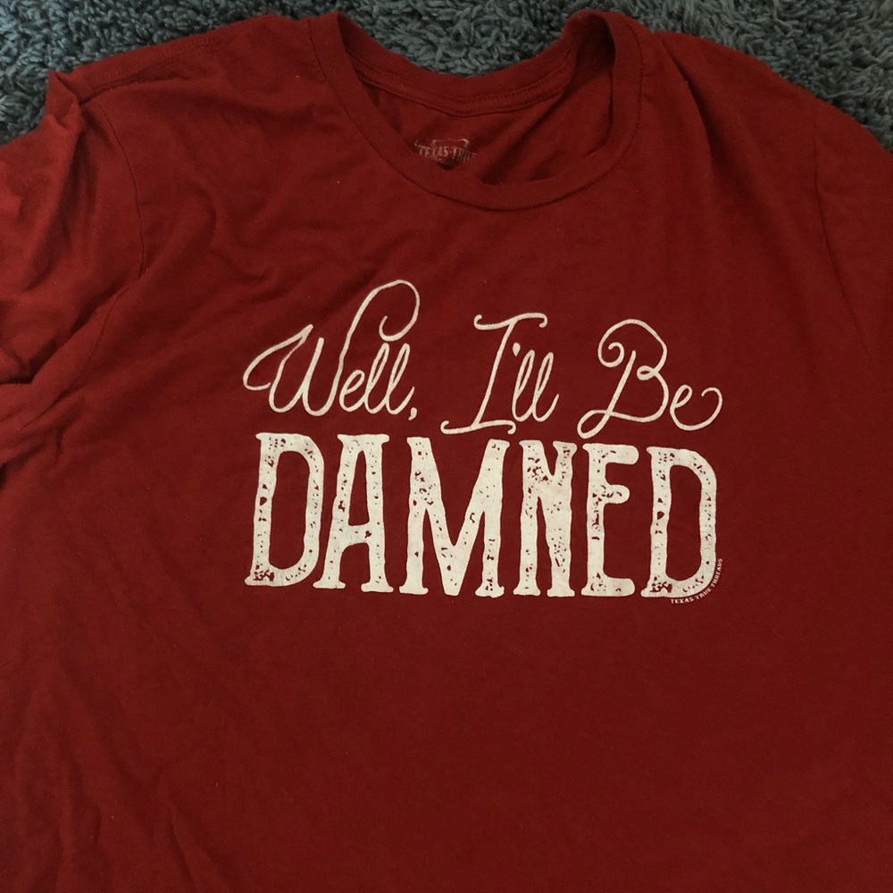 Burnt orange t-shirt